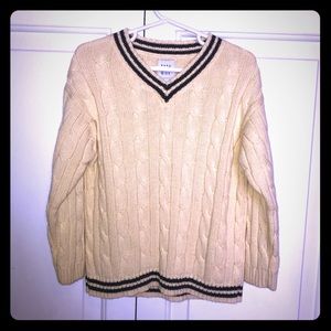 Super cute GAP brand long-sleeved sweater